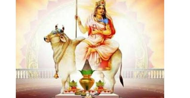 Navratri special: आज नवरात्रि के पहले दिन करें मां शैलपुत्री की पूजा