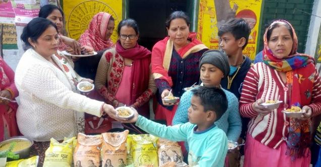 महिलाएं कुपोषण से बचने के लिए खाएं हरी सब्जियां: विनोद कुमारी
